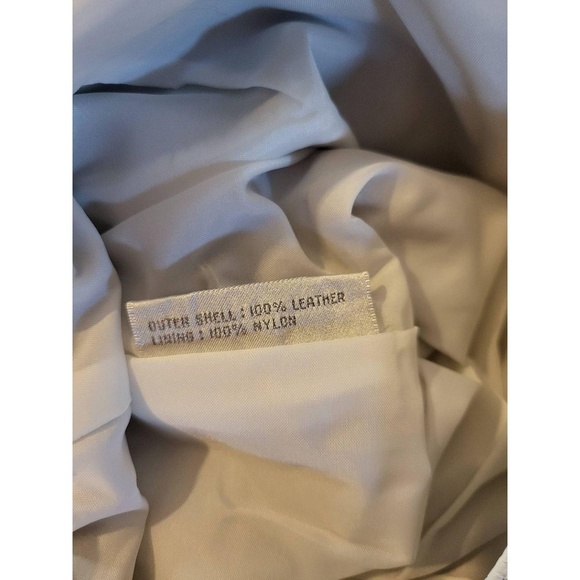 Tarazzia Vintage Leather Aline Skirt Snap Back Black Midi Size 9/10 - Picture 4 of 9